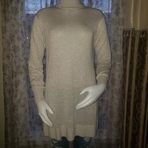 H&M Women's sz XS Long Sleeve Beige Neutral Mock N